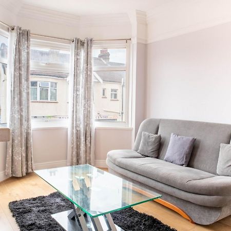 2 Bedroom Apartment Southend-On-Sea Exteriér fotografie