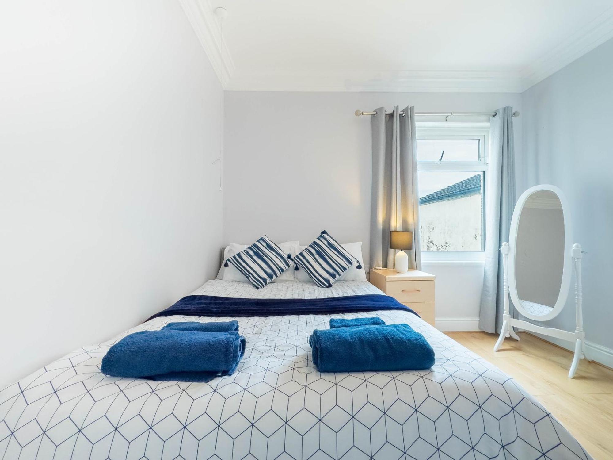 2 Bedroom Apartment Southend-On-Sea Exteriér fotografie